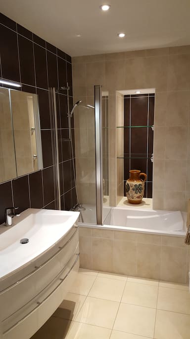 salle de bain moderne.