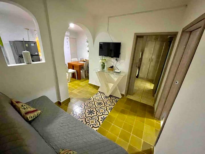 2 Bedroom Apt. Great Location - Inside Old City - Cartagena