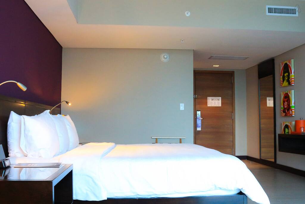Suite one king bed