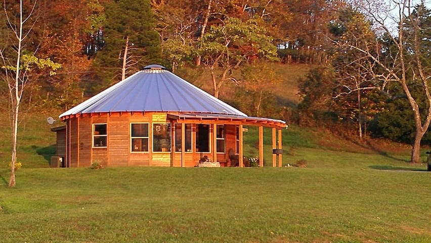 ⭐️Mongolian Yurt⭐️1100ft²⭐️Fire Pit⭐️Full Kitchen