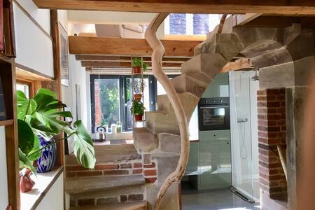 Un curieux petit pavillon