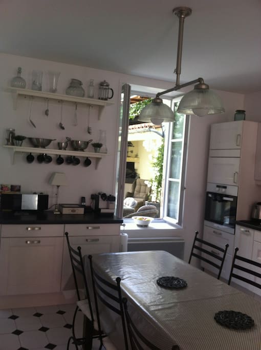 le salon-cuisine, autre point de vue