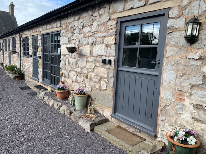 Dwylig Isa Bach 1 Barns for Rent in Rhuddlan, Wales, United Kingdom
