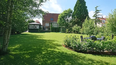 Top Airbnb: Your own private apartment. Fresh and cozy in Nyborg