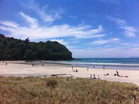 Waihi Beach Getaway-Studio, Ensuite & Private Deck
