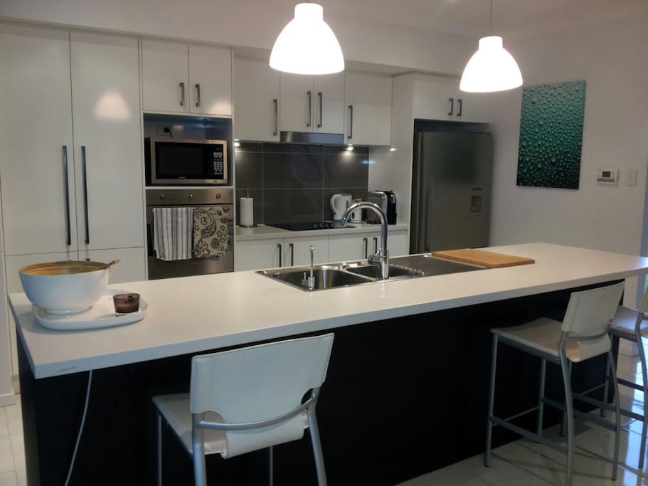 breakfast bar