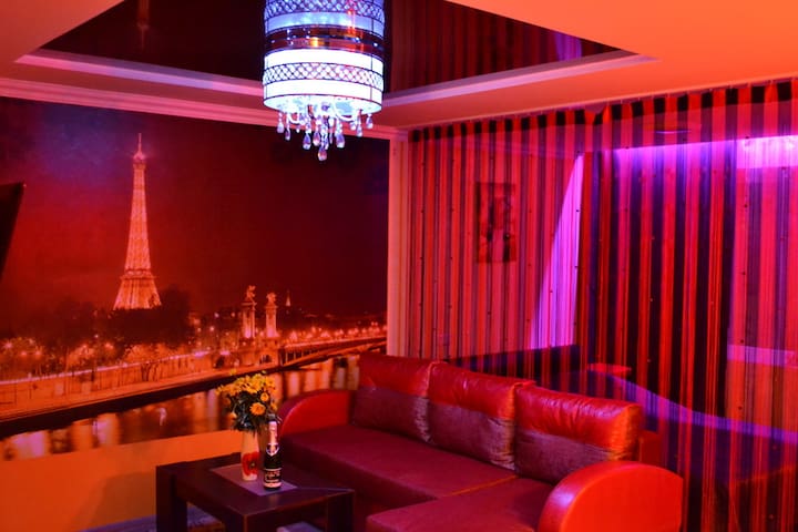 Luxury apartments in the Center "Paris"