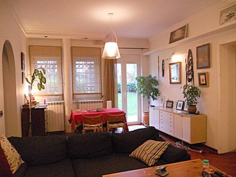 Dining Room with the exit to beautiful garden