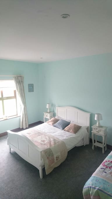 Triple room. Double and single bed
