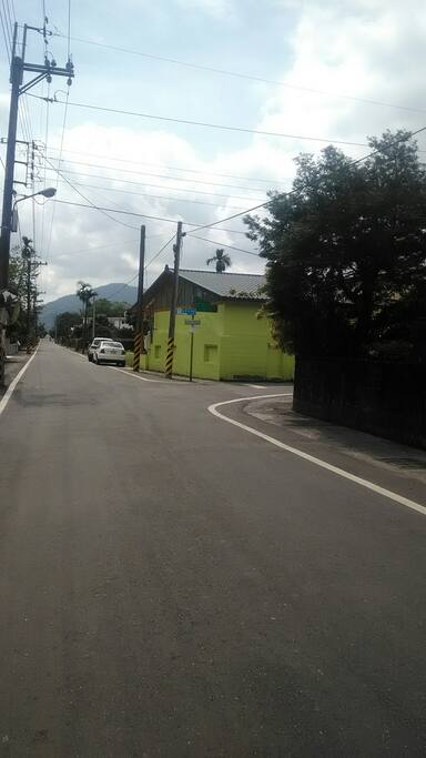 小屋臨路交通方便停車便利
