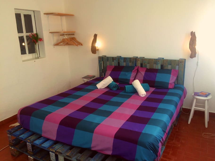 Big room - king size bed.