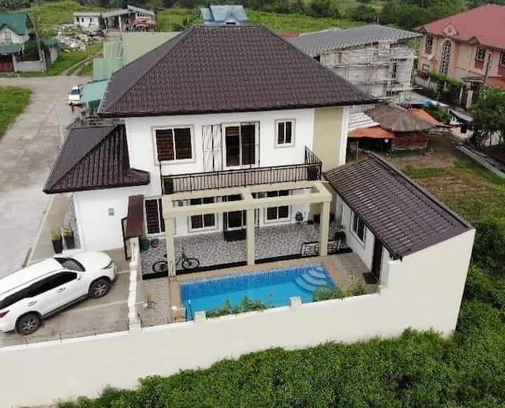 Maison de l'amour 2 storey house w/ pool Houses for Rent in City of