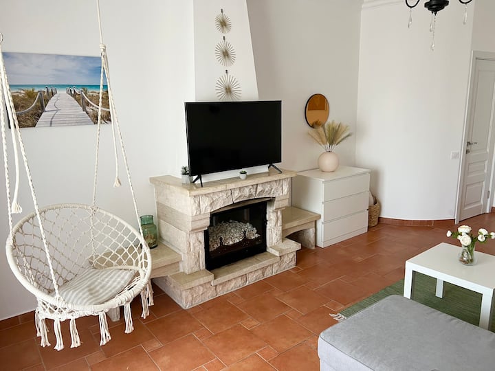 Beautiful & Comfortable 2 Bd, In Albufeira Center - Albufeira
