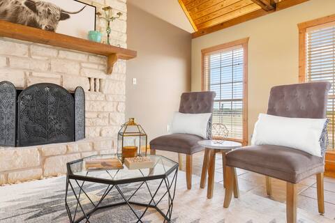 Charming ranch house on working cattle ranch.