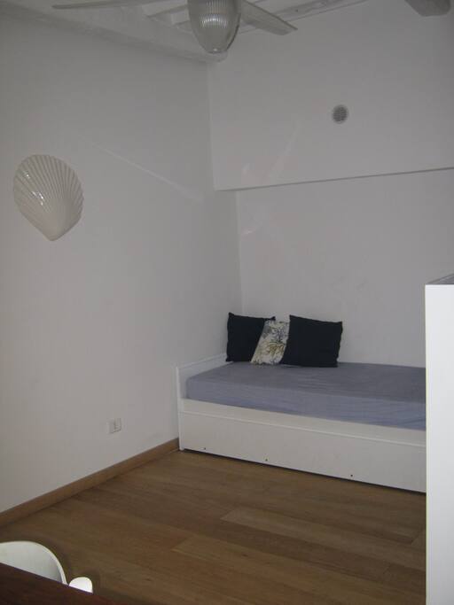 Zona giorno con letto/divano