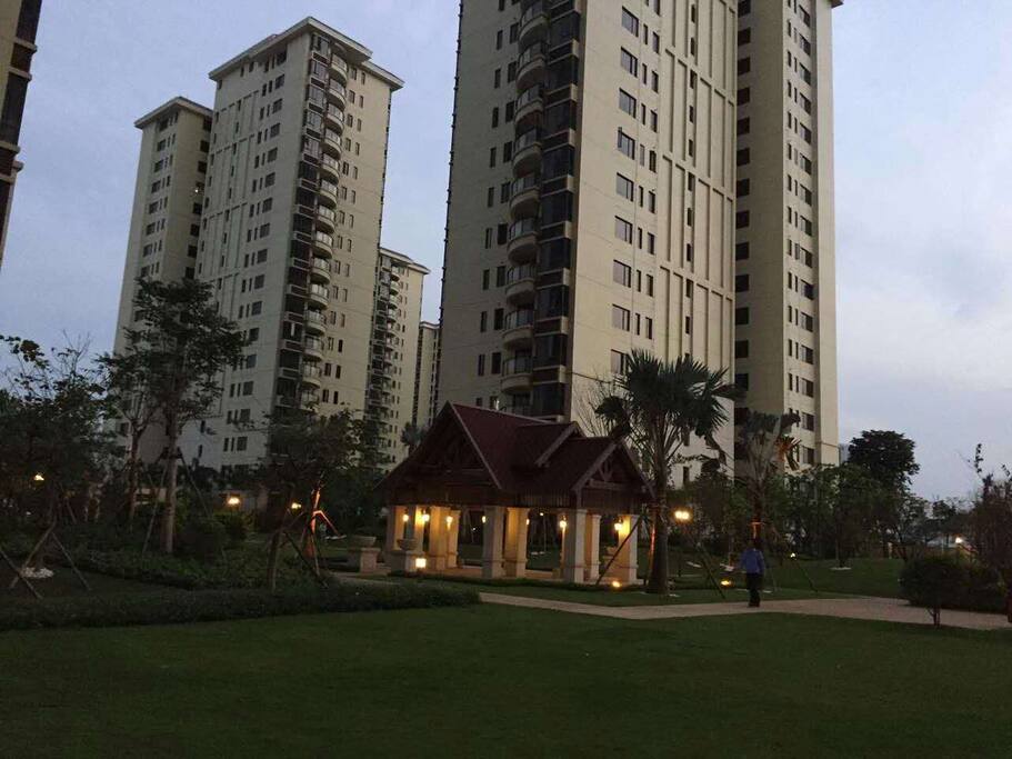 小区夜景,宁静安逸