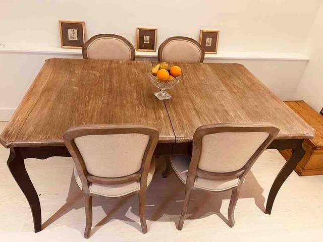 Beautiful flat in central Notting Hill gallery image 5