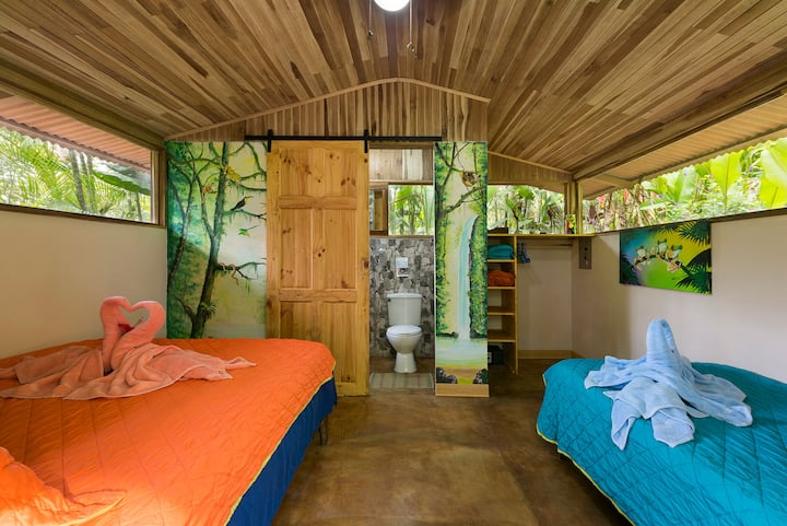 Bračni krevet (160x200) i krevet za jednu osobu u Tou