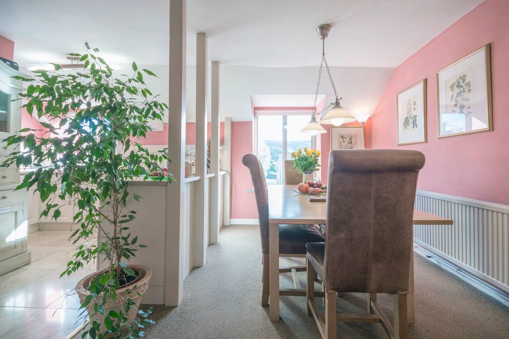 Upstairs kitchen/diner