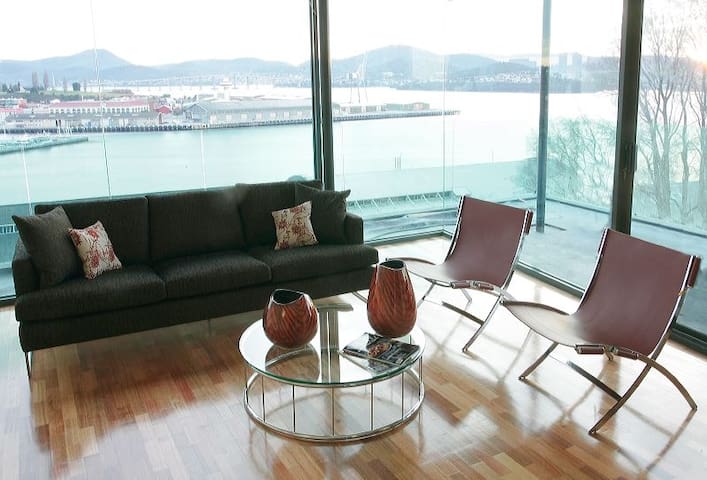 Lenna Penthouse Apartment