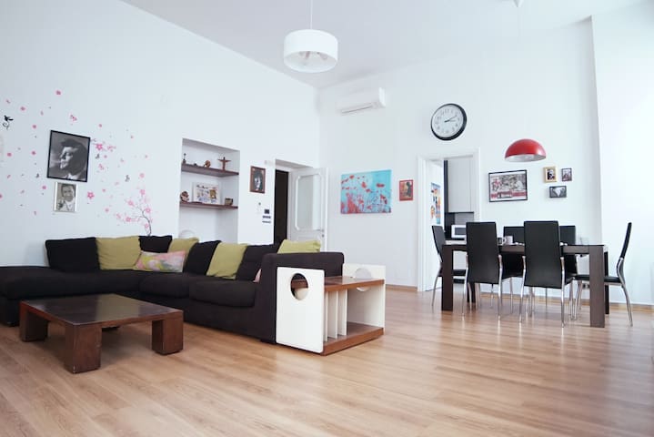 FLOUR SUITE – Rome Apartment