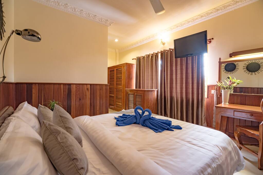King Size Bed Room