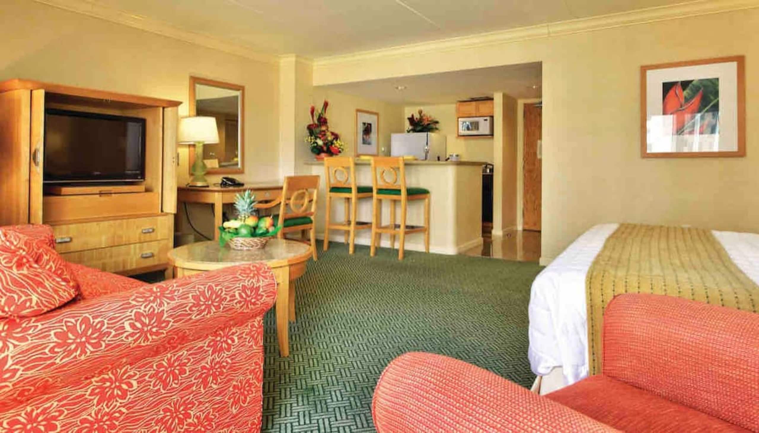 Studio Suite at Picturesque Waikiki Resort - Photo 16