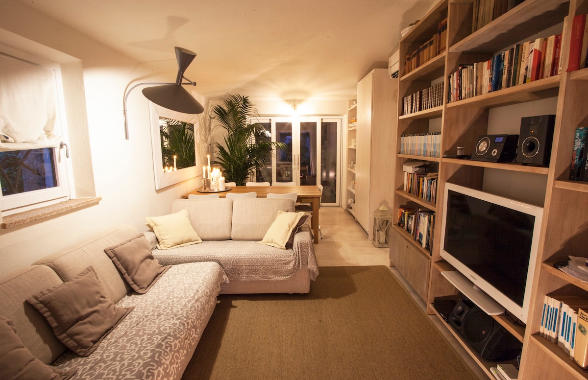 Successful Airbnb property: Charming and cosy house with pool in Palau