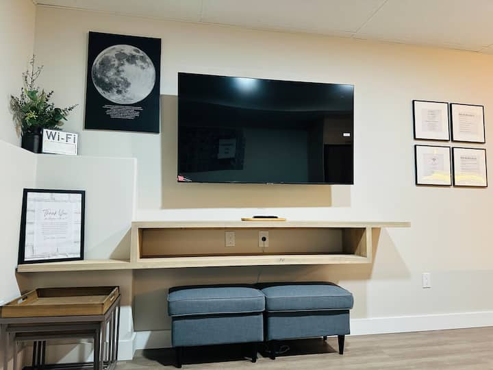 Slavelake Guesthouse 4 (Basement Suite/2 Bedrooms) - Slave Lake