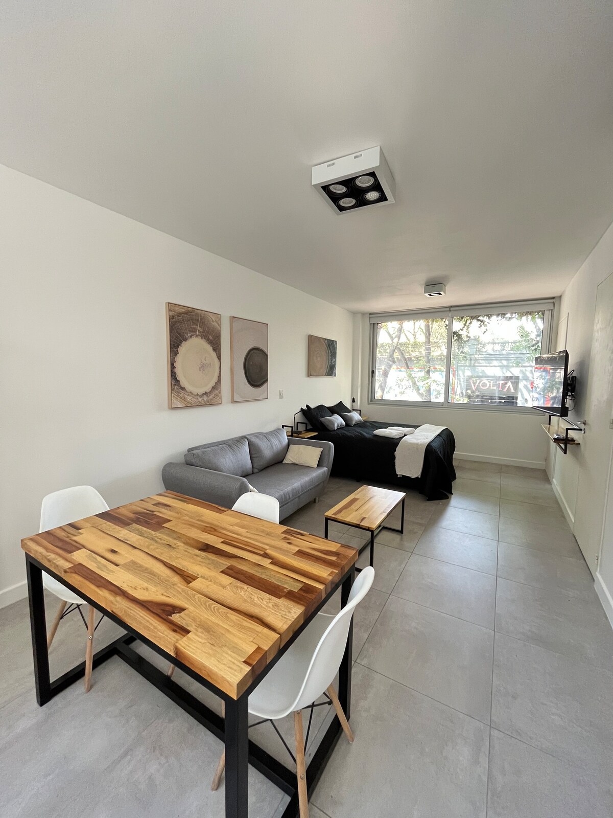 Anuncio de Airbnb popular: Beautiful 2. With optional garage en Comuna 14