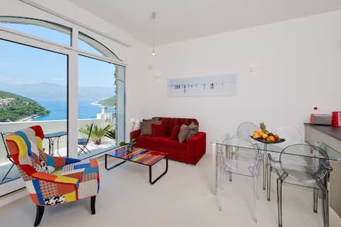 Top Airbnb: The White House, Brac in Općina Pučišća