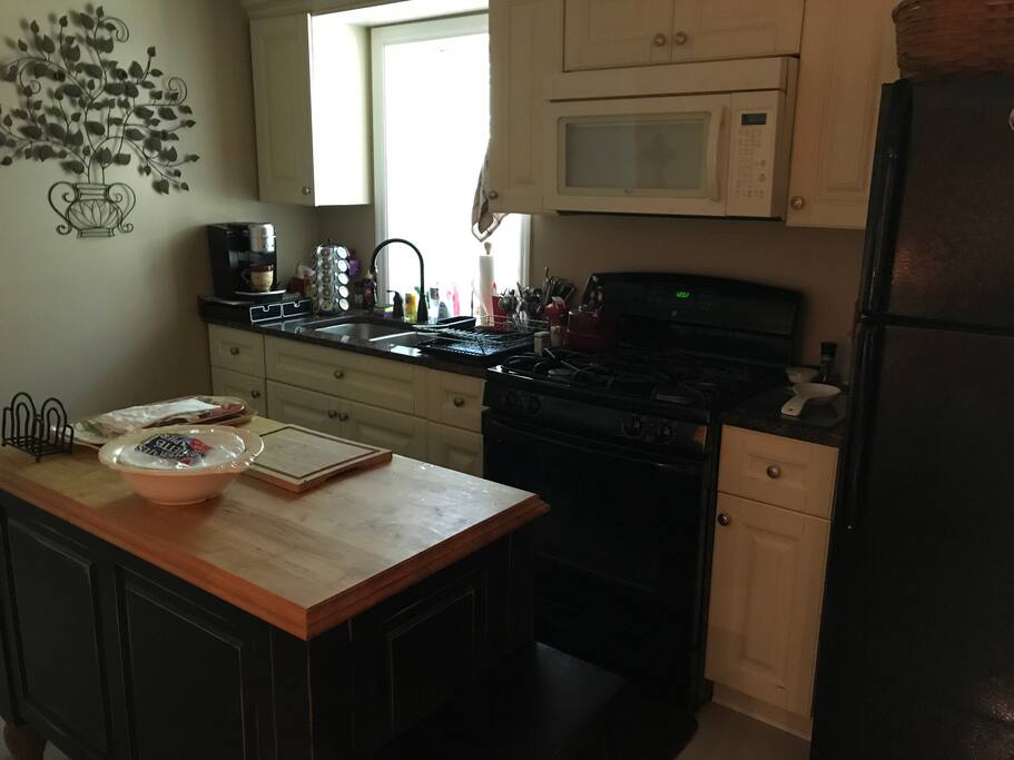 Full private kitchen with coffee and tea supplied.