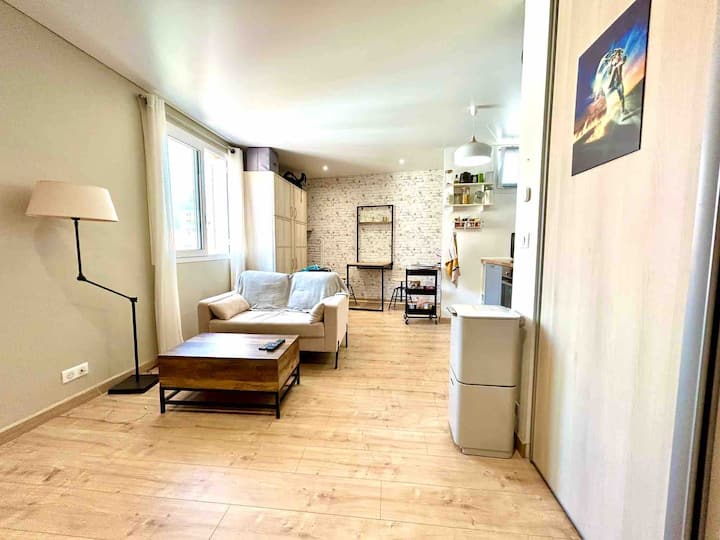 Charmant Studio Idéalement Situé Proche De La Mer - Menton