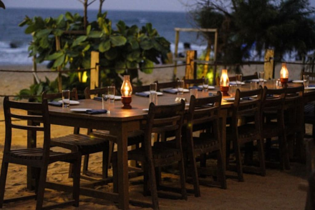 Restaurants nearby