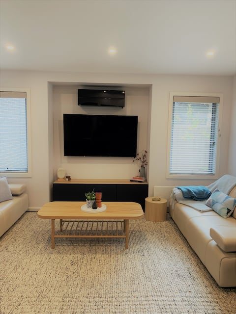 Top Airbnb: Parker @ Daylesford - Modern, Cosy & Tranquil Home in Daylesford