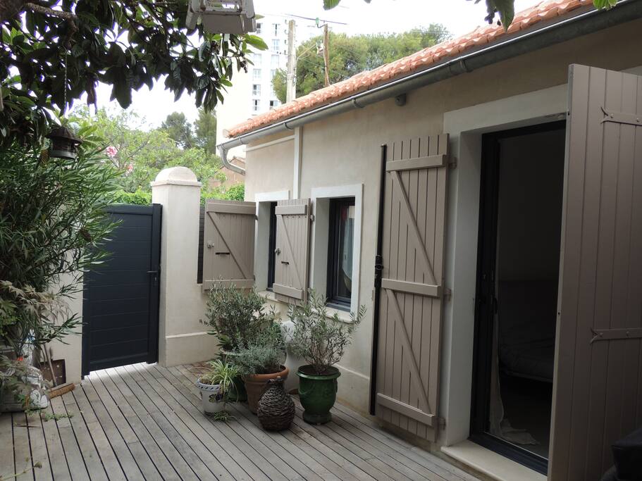 Entrée indépendante