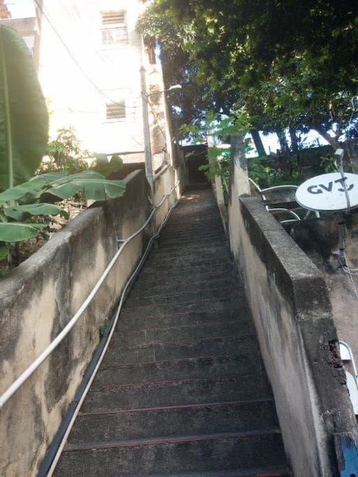 Escada com 97 degraus
Staircase with 97 steps