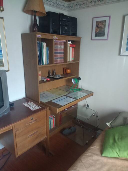 Escritorio y TV