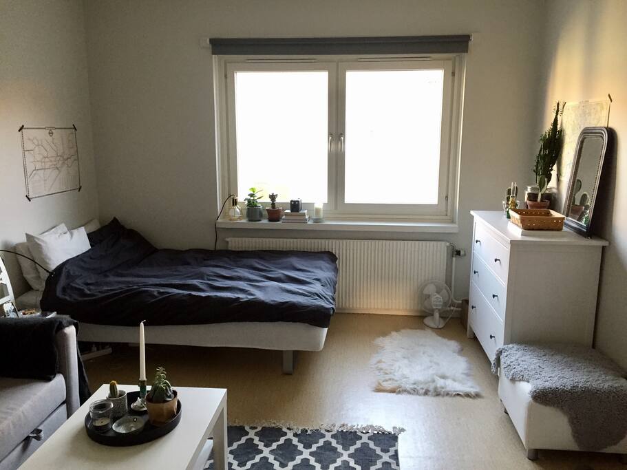 View towards the window.