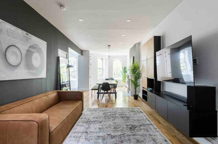 Quadplex 9 Bdr | Bed-Stuy | Extended Stay gallery image 4