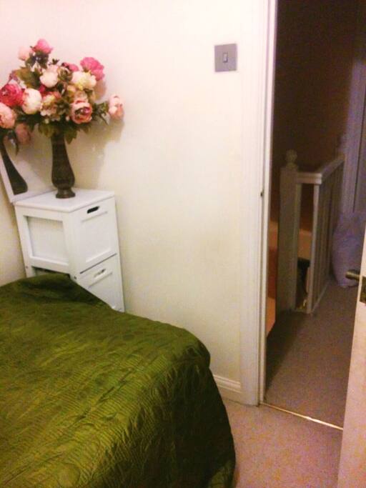 Single bedroom