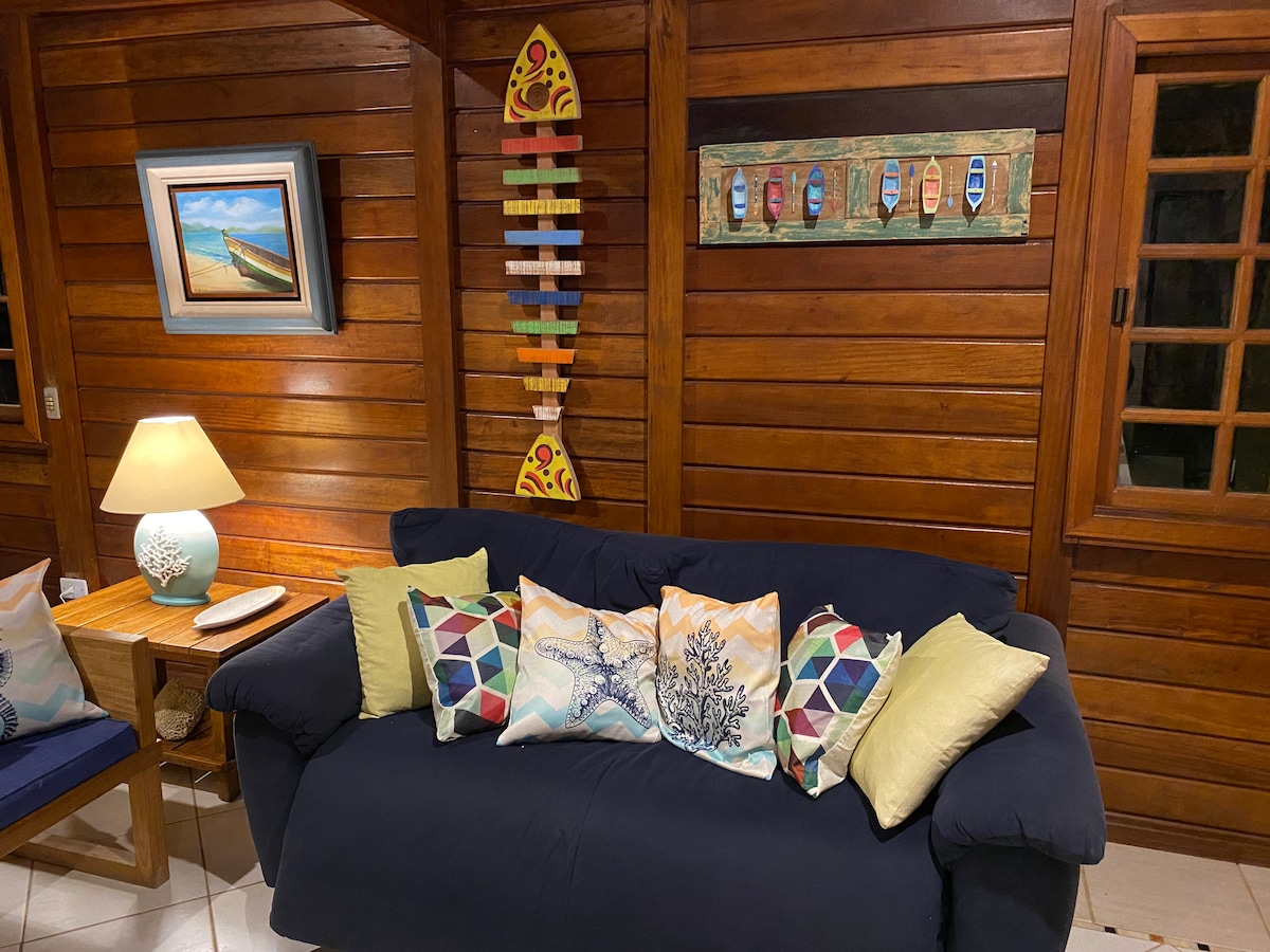Top Airbnb: Oceanfront House – Stunning View Checkout 3 p.m. em Angra Dos Reis