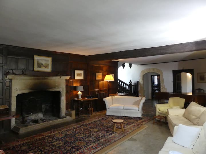 Sheldon Manor Houses for Rent in Chippenham, England, United Kingdom