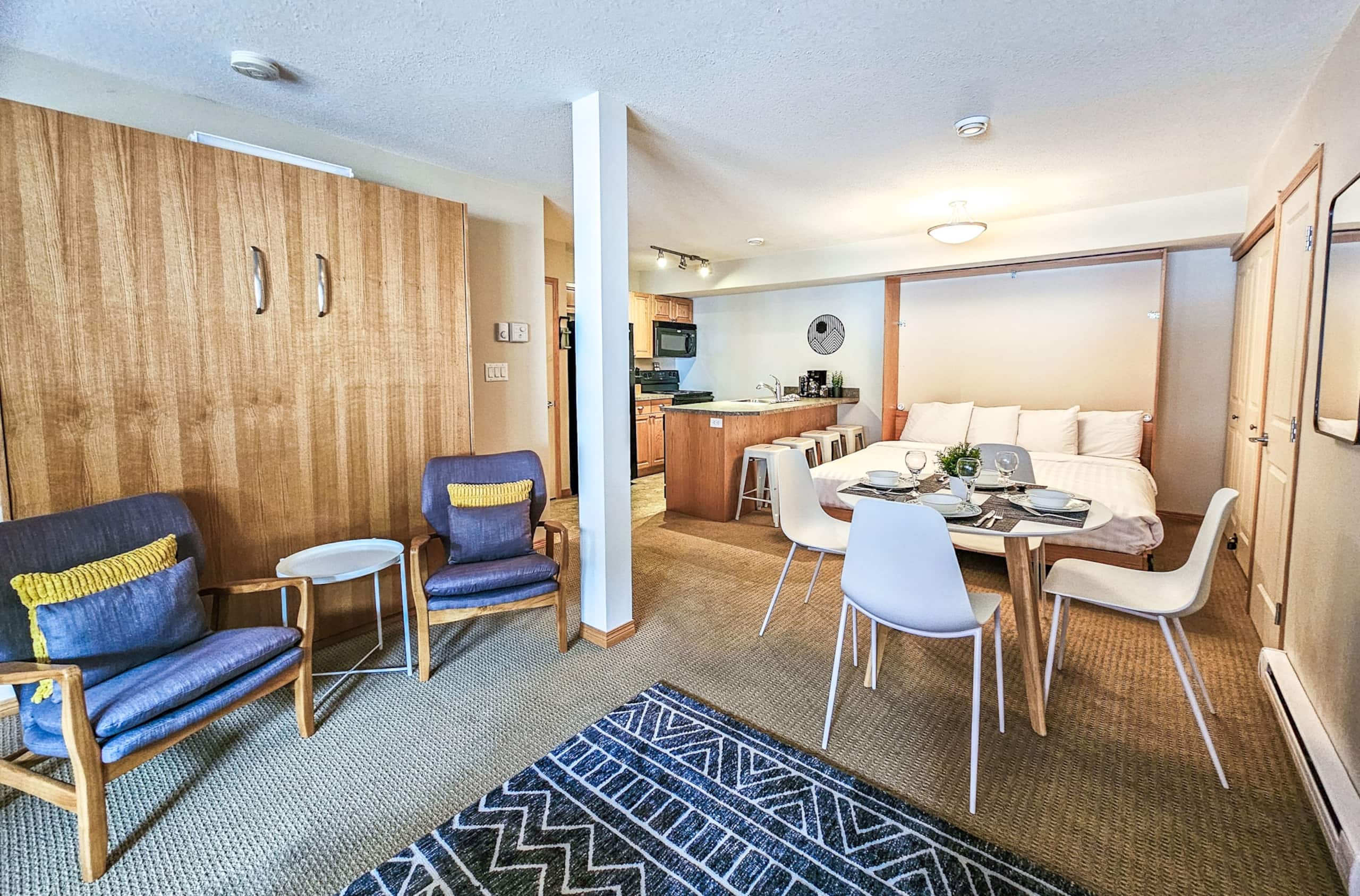 Beautiful Horsethief Studio with two Murphy beds - Photo 11