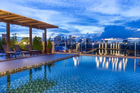 The Muse Haus in Asoke ( Sleep 4,walk to BTS/MRT)