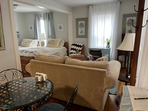 Successful Airbnb property: Phillips Street Loft in Tyler