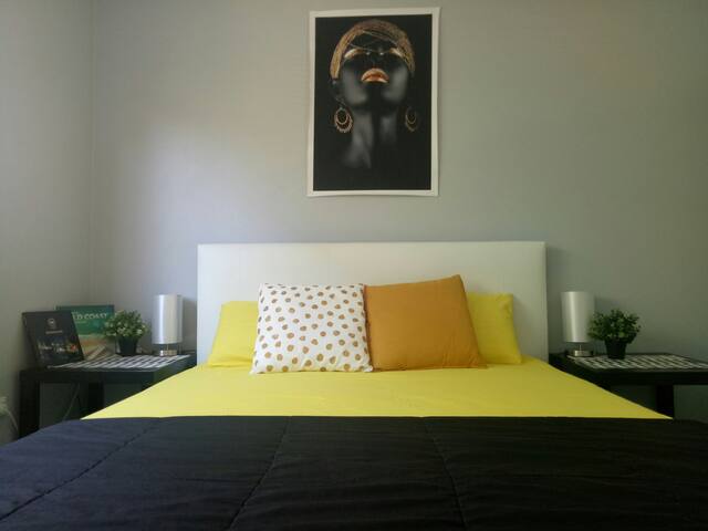 Cute little room in Surfers Paradise!