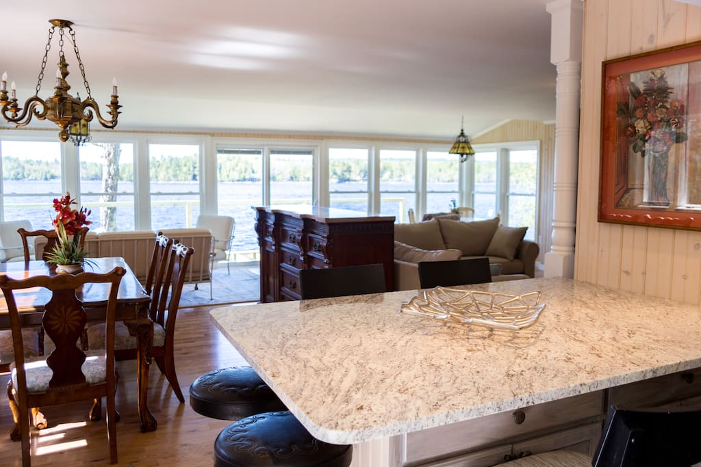 Granite breakfast counter seating 6