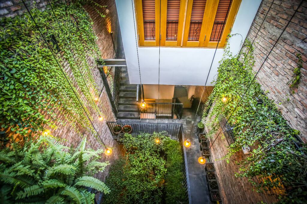 Skyligh Garden View