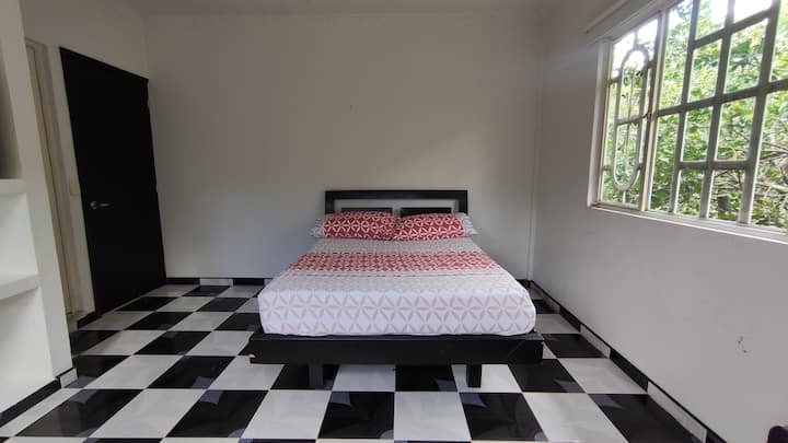 غرفة النوم 1